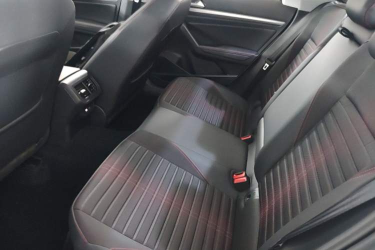 Used Volkswagen Lavida 2023 280TSI DSG Starry Sky Deluxe Edition Left Rear Seat