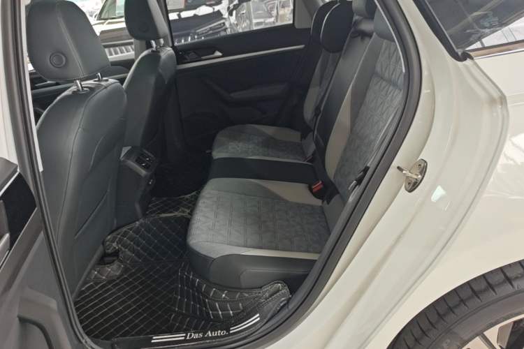 Used Volkswagen Lavida 2023 280TSI DSG Full-Comfort Edition Left Rear Seat