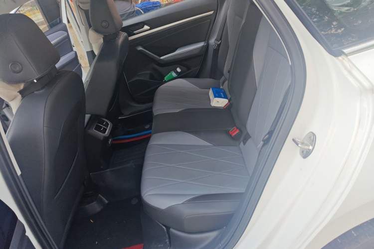 Used Volkswagen Lavida 2023 1.5L Automatic 5 Million Edition Left Rear Seat