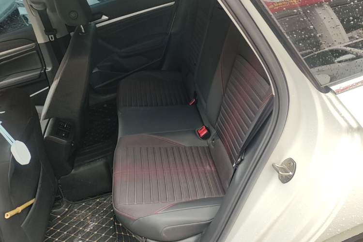 Used Volkswagen Lavida 2023 280TSI DSG Starry Sky Deluxe Edition Left Rear Seat