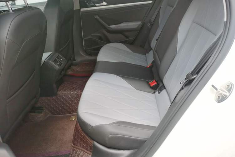 Used Volkswagen Lavida 2023 1.5L Automatic Starry Sky 5 Million Edition Left Rear Seat