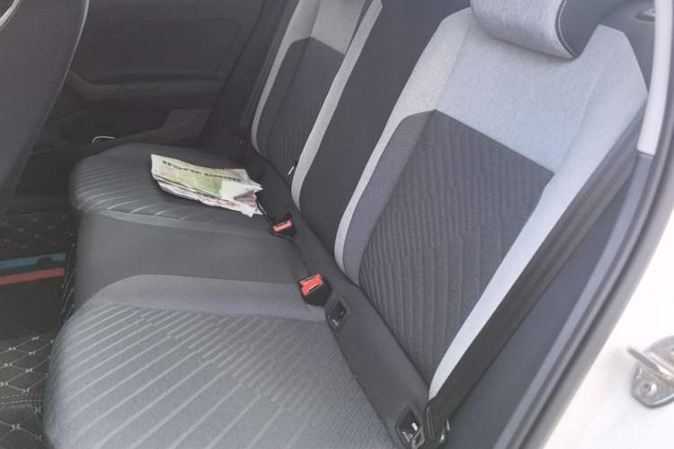 Used Volkswagen Lavida 2023 New Sharp 1.5L Manual New Comfort Edition Left Rear Seat