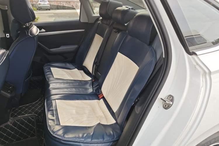 Used Volkswagen Lavida 2023 1.5L Automatic 5 Million Edition Left Rear Seat