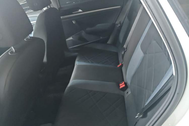 Used Volkswagen Lavida 2023 1.5L Automatic De Yi Edition Left Rear Seat