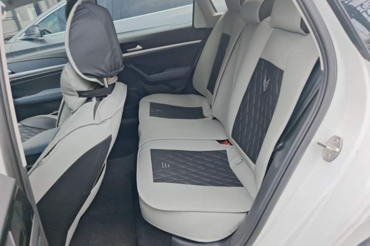 Used Volkswagen Lavida 2023 Revised 1.5L Automatic DeYi Edition Left Rear Seat