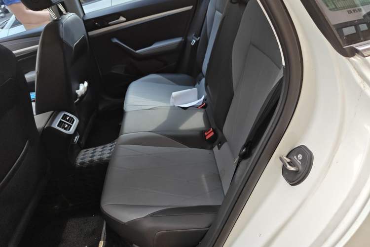 Used Volkswagen Lavida 2023 Revised Version 1.5L Automatic Starry Sky Edition – 5 Million Units Left Rear Seat