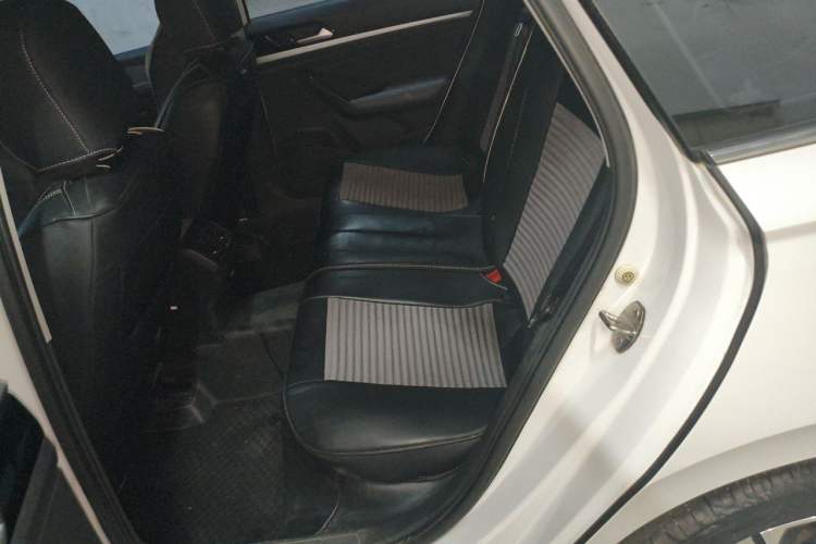 Used Volkswagen Lavida 2023 1.5L Automatic 5 Million Edition Left Rear Seat