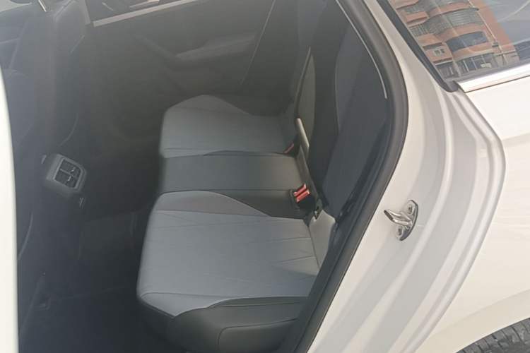 Used Volkswagen Lavida 2023 Revised Version 1.5L Automatic 5 Millionth Edition Left Rear Seat