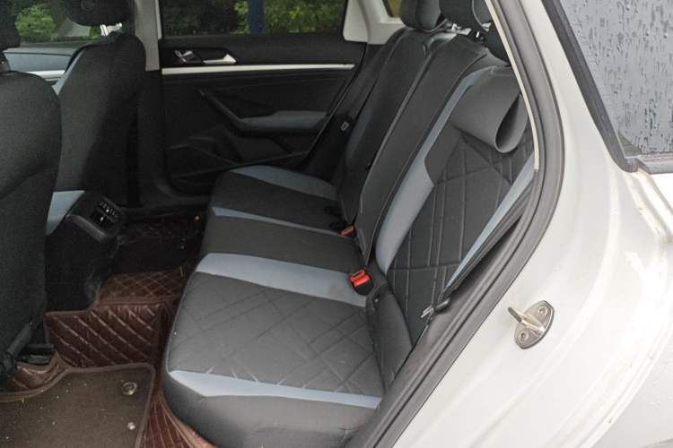 Used Volkswagen Lavida 2023 1.5L Automatic De Yi Edition Left Rear Seat