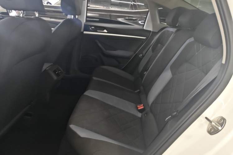 Used Volkswagen Lavida 2023 Revised 1.5L Automatic DeYi Edition Left Rear Seat