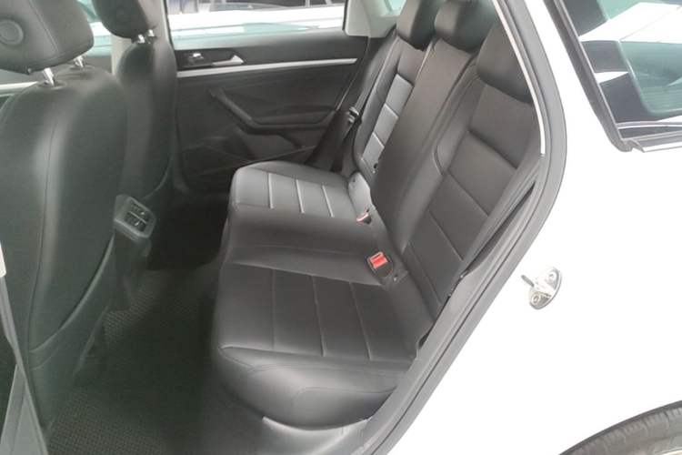 Used Volkswagen Lavida 2023 1.5L Automatic De Yi Edition Left Rear Seat