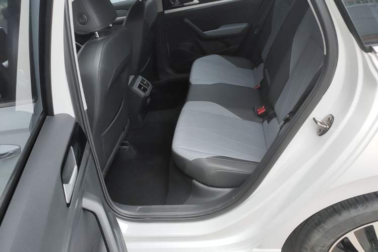 Used Volkswagen Lavida 2023 1.5L Automatic 5 Million Edition Left Rear Seat