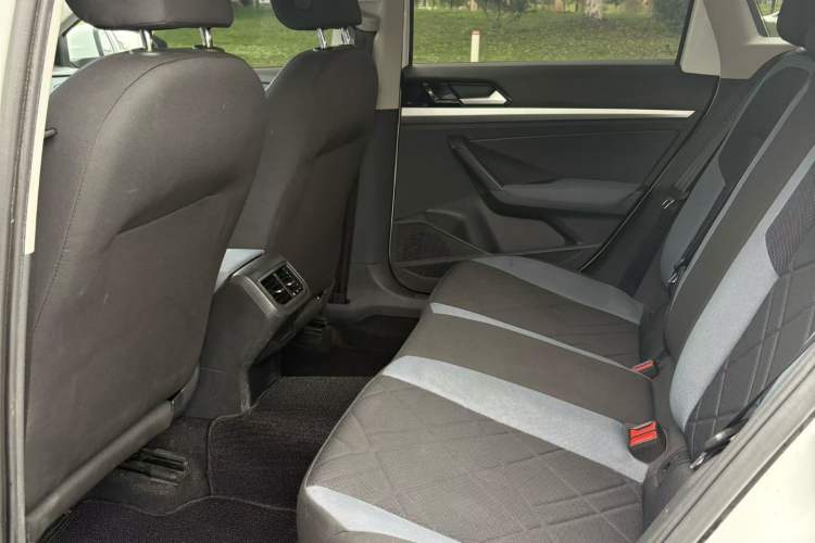 Used Volkswagen Lavida 2023 1.5L Automatic De Yi Edition Left Rear Seat