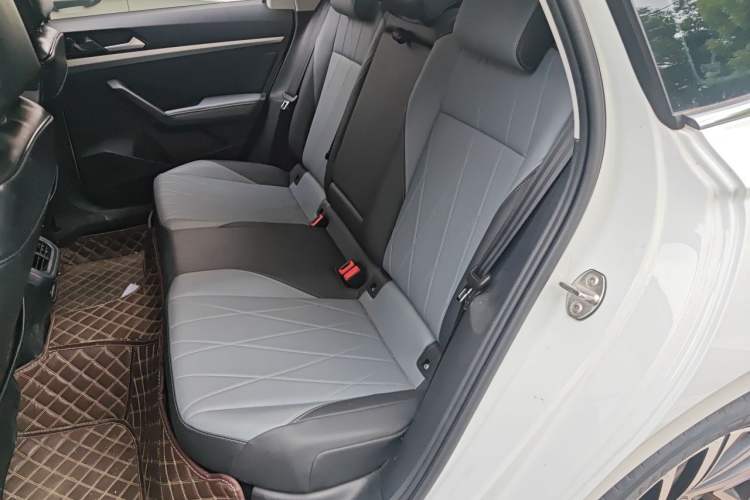 Used Volkswagen Lavida 2023 Revised Version 1.5L Automatic 5 Millionth Edition Left Rear Seat