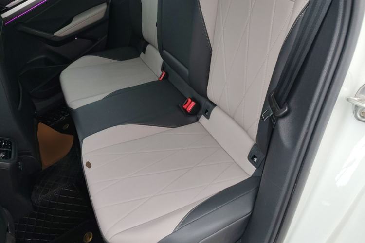 Used Volkswagen Lavida 2023 1.5L Automatic 5 Million Edition Left Rear Seat
