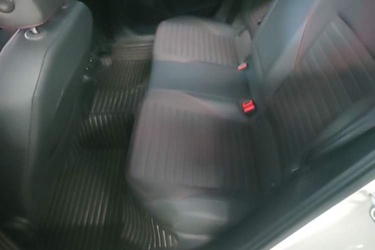 Used Volkswagen Lavida 2023 280TSI DSG Starry Sky Deluxe Edition Left Rear Seat