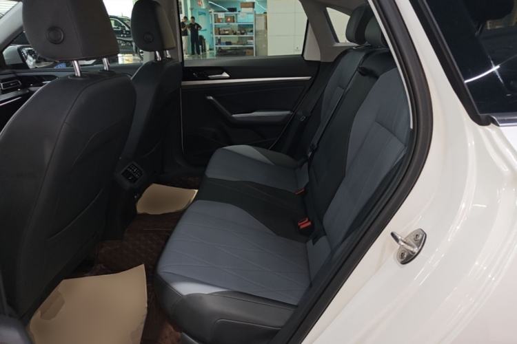 Used Volkswagen Lavida 2023 1.5L Automatic Starry Sky 5 Million Edition Left Rear Seat