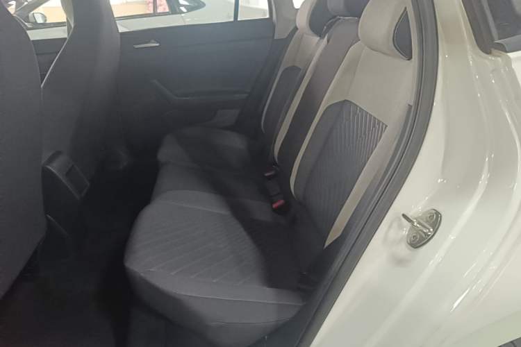 Used Volkswagen Lavida 2023 New Rui 1.5L Automatic New Yi Edition Left Rear Seat
