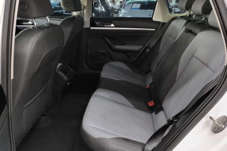 Used Volkswagen Lavida 2023 1.5L Automatic Full-Comfort Edition Left Rear Seat