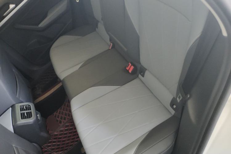 Used Volkswagen Lavida 2023 1.5L Automatic 5 Million Edition Left Rear Seat