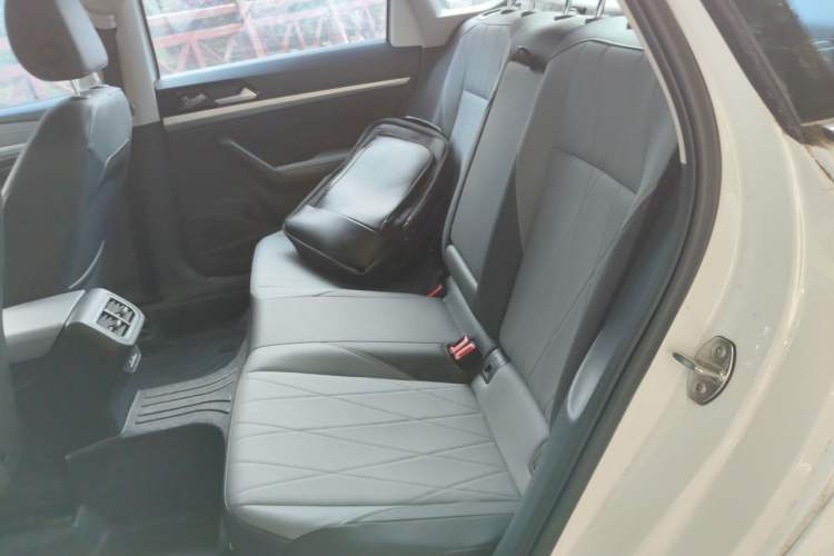 Used Volkswagen Lavida 2023 Revised Version 1.5L Automatic 5 Millionth Edition Left Rear Seat