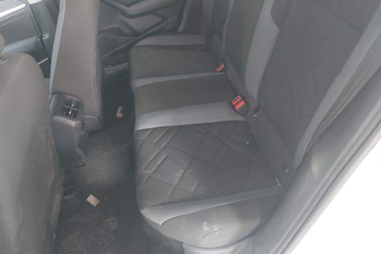 Used Volkswagen Lavida 2023 1.5L Automatic De Yi Edition Left Rear Seat