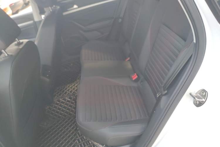 Used Volkswagen Lavida 2023 280TSI DSG Starry Sky Deluxe Edition Left Rear Seat