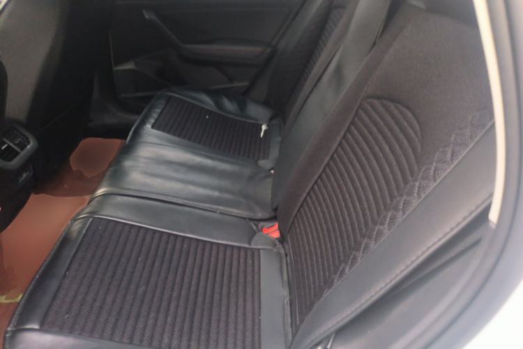 Used Volkswagen Lavida 2023 300TSI DSG Starry Full-Comfort Edition Left Rear Seat