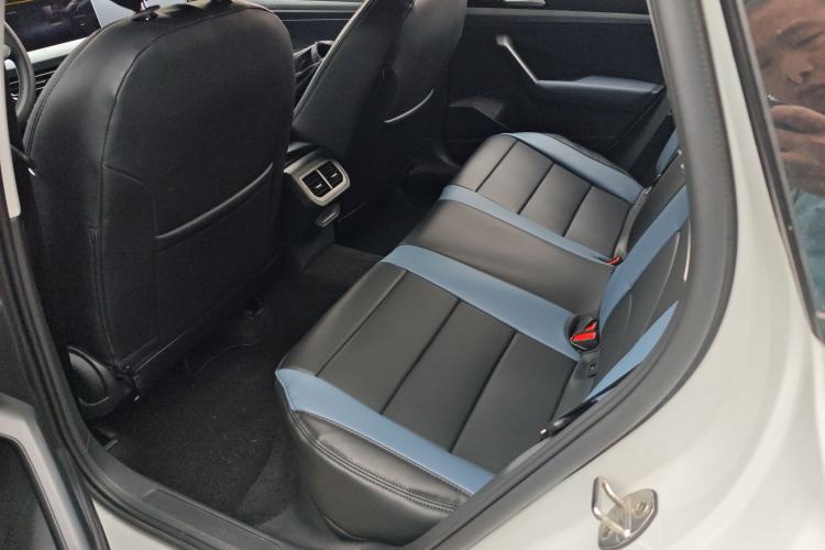 Used Volkswagen Lavida 2023 Revised 1.5L Automatic DeYi Edition Left Rear Seat