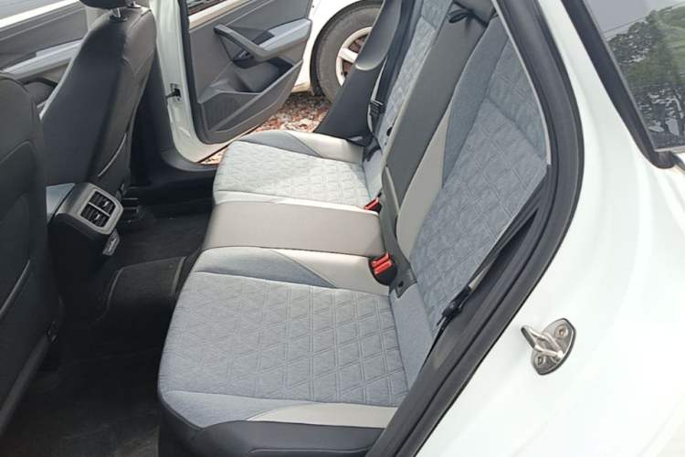 Used Volkswagen Lavida 2023 280TSI DSG Full-Comfort Edition Left Rear Seat