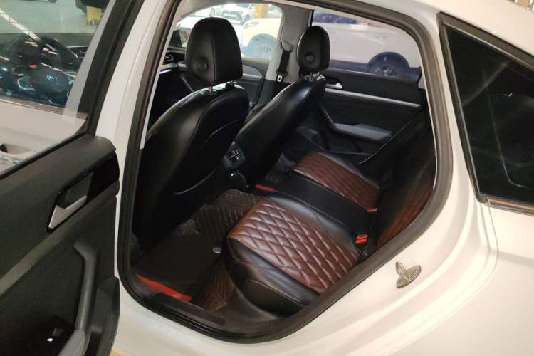 Used Volkswagen Lavida 2023 300TSI DSG Full-Comfort Edition Left Rear Seat