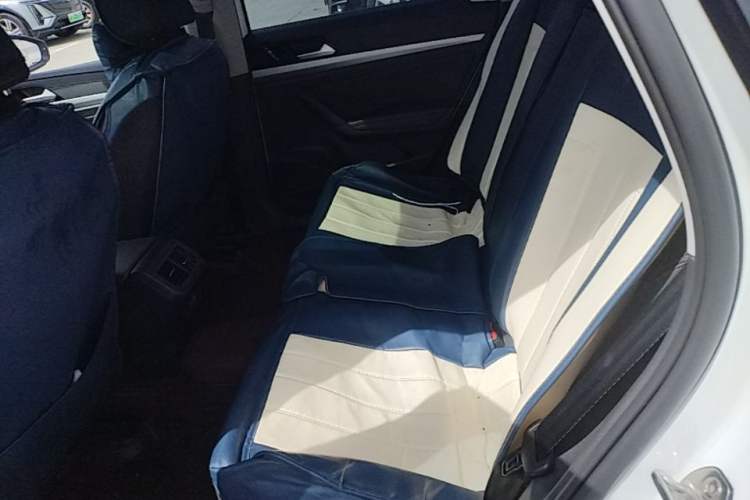 Used Volkswagen Lavida 2023 300TSI DSG Starry Full-Comfort Edition Left Rear Seat