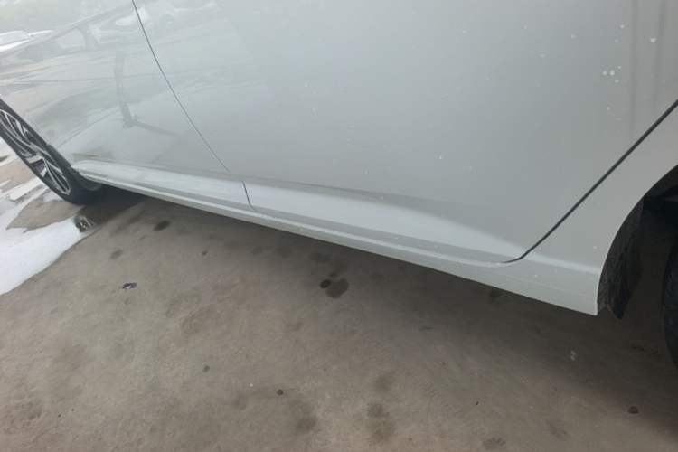 Used Volkswagen Lavida 2023 280TSI DSG Starry Sky Deluxe Edition Left Side Sill