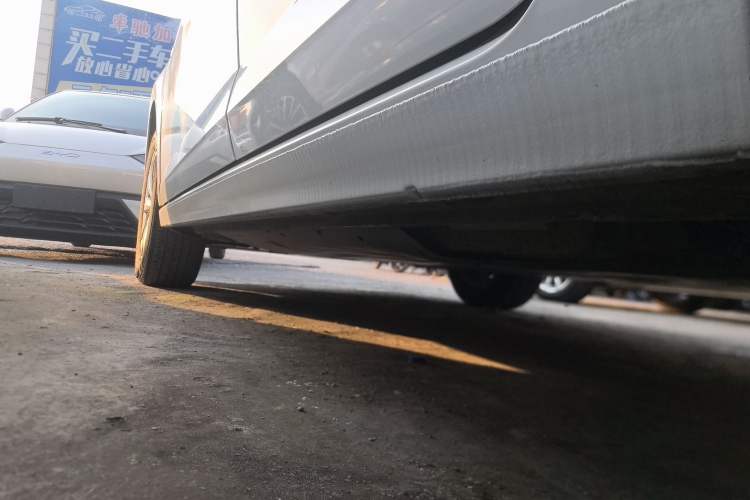 Used Volkswagen Lavida 2023 New Rui 1.5L Automatic New Yi Edition Left Side Sill