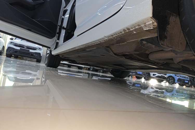 Used Volkswagen Lavida 2023 1.5L Automatic Starry Sky 5 Million Edition Left Side Sill