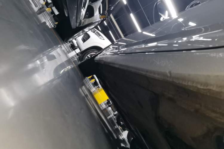 Used Volkswagen Lavida 2023 300TSI DSG Full-Comfort Edition Left Side Sill
