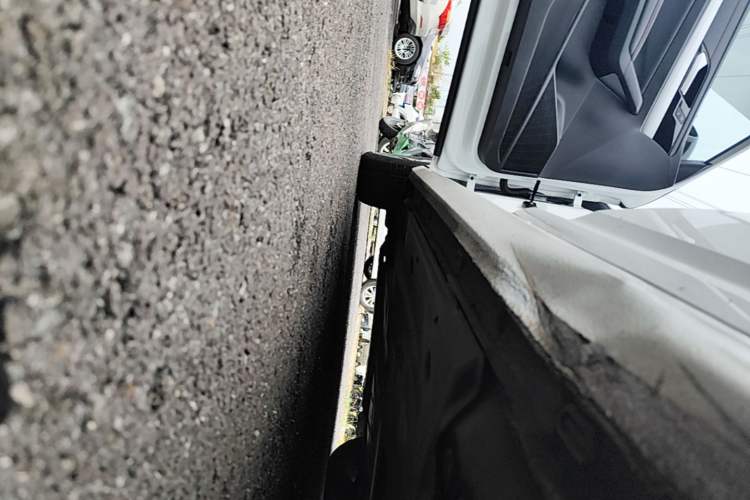 Used Volkswagen Lavida 2023 280TSI DSG Starry Sky Deluxe Edition Left Side Sill