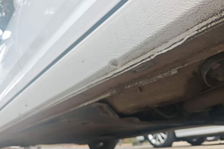 Used Volkswagen Lavida 2023 Revised 1.5L Automatic DeYi Edition Left Side Sill