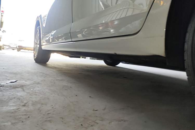Used Volkswagen Lavida 2023 New Rui 1.5L Automatic New Yi Edition Left Side Sill