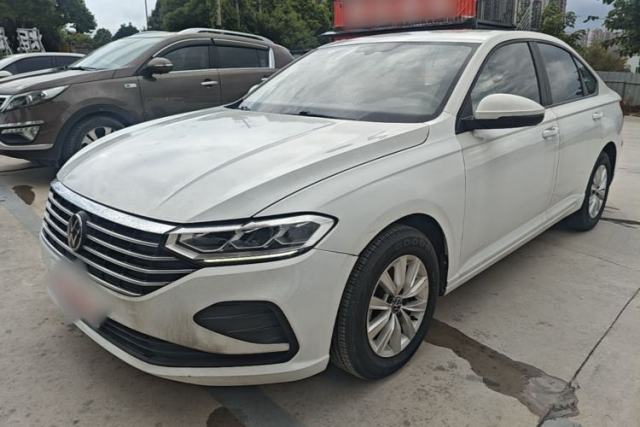 Ojetý Volkswagen Lavida 2023 Revised 1.5L Automatic DeYi Edition