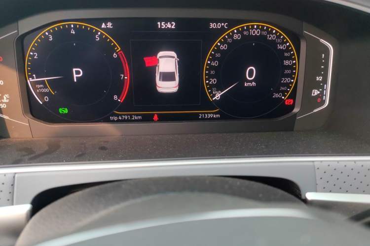 Used Volkswagen Lavida 2023 1.5L Automatic 5 Million Edition Odometer Close Up