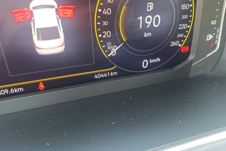 Used Volkswagen Lavida 2023 1.5L Automatic 5 Million Edition Odometer Close Up