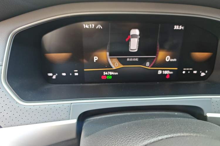 Used Volkswagen Lavida 2023 280TSI DSG Full-Comfort Edition Odometer Close Up