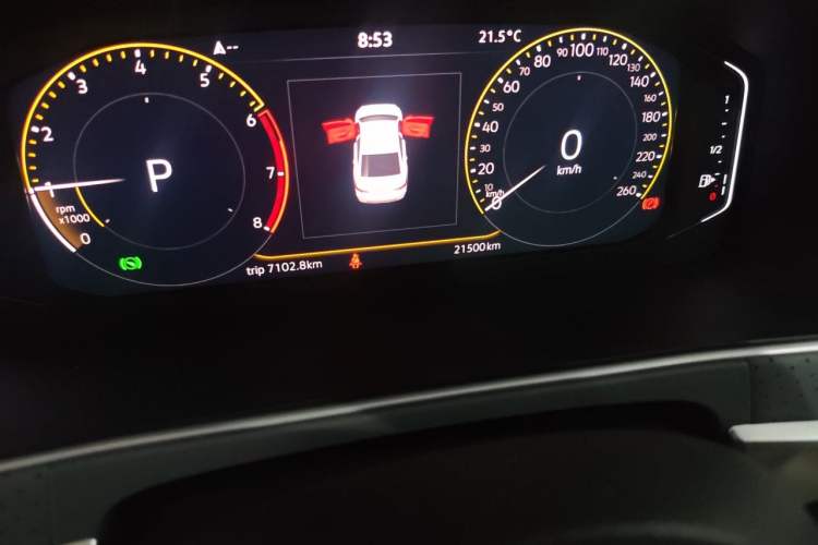 Used Volkswagen Lavida 2023 1.5L Automatic 5 Million Edition Odometer Close Up