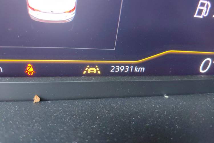 Used Volkswagen Lavida 2023 Revised Version 1.5L Automatic Starry Sky Edition – 5 Million Units Odometer Close Up