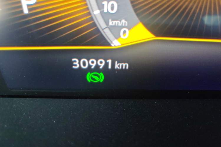 Used Volkswagen Lavida 2023 280TSI DSG Full-Comfort Edition Odometer Close Up