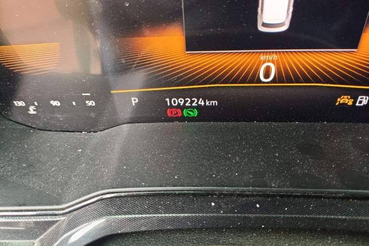 Used Volkswagen Lavida 2023 New Sharp 1.5L Automatic Excellent New Edition Odometer Close Up