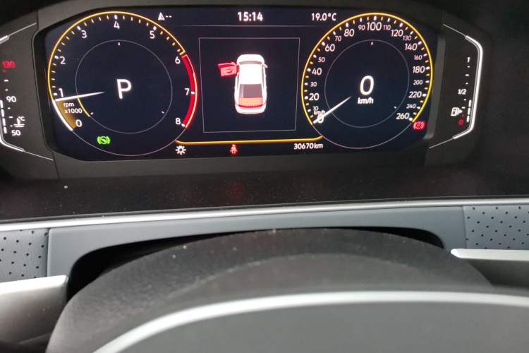 Used Volkswagen Lavida 2023 1.5L Automatic 5 Million Edition Odometer Close Up