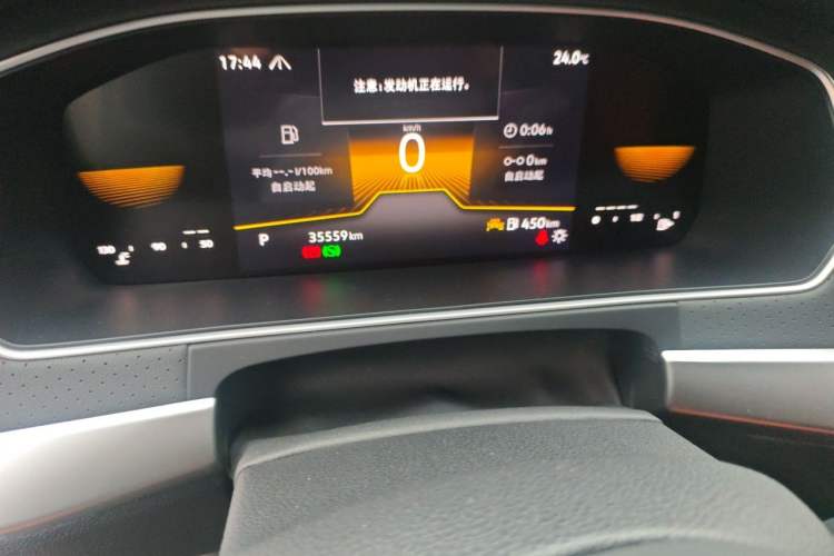 Used Volkswagen Lavida 2023 300TSI DSG Starry Full-Comfort Edition Odometer Close Up