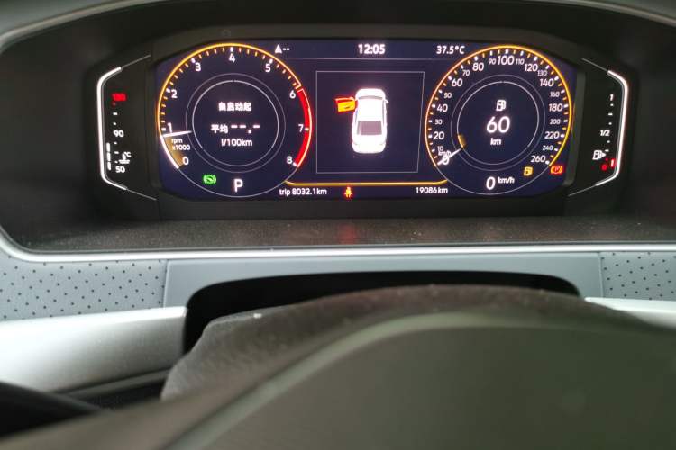 Used Volkswagen Lavida 2023 Revised Version 1.5L Automatic Starry Sky Edition – 5 Million Units Odometer Close Up